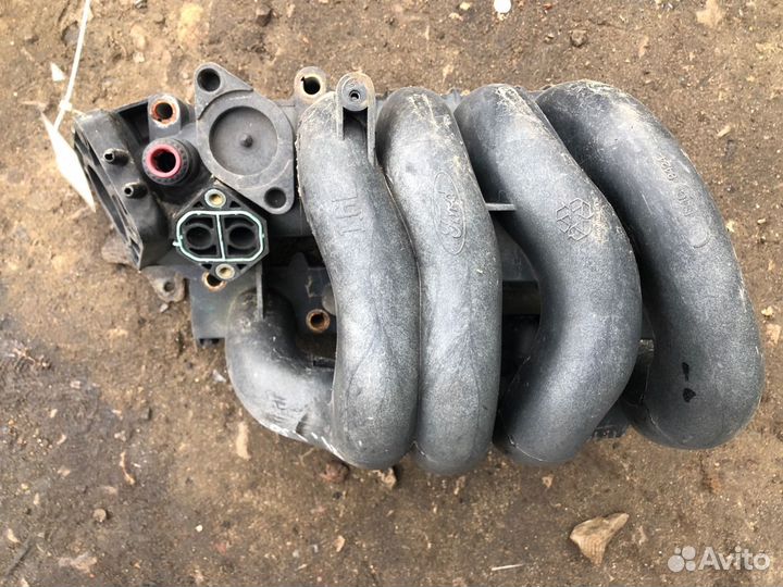Коллектор впускной Ford Focus 1 1.6 2000