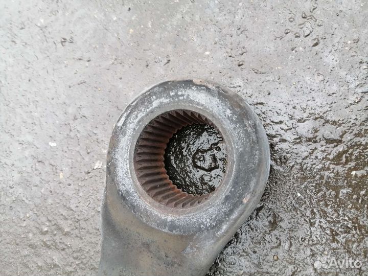 Сошка рулевого редуктора isuzu CYZ51/52 бу