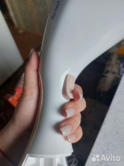 Отпариватель Kitfort KT-929-1, белый/коричневый