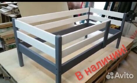 Детская кроватка из лиственницы