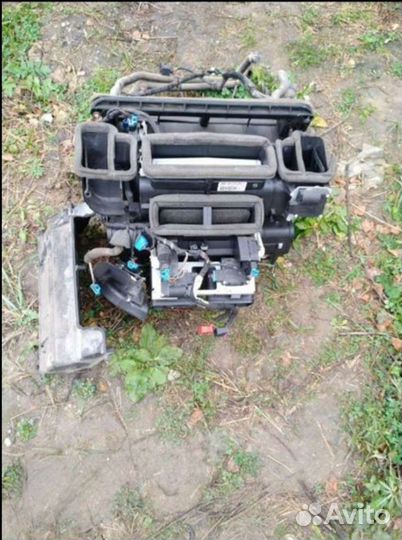 Отопитель (печка) в сборе Audi A8 D3