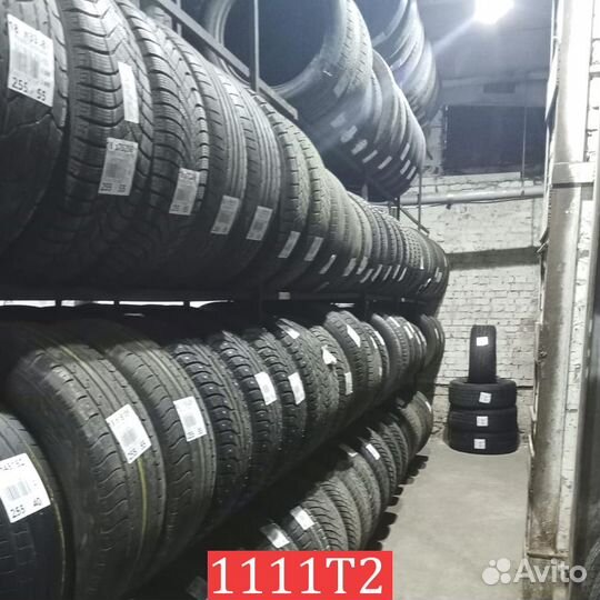 Marshal WinterCraft Ice WI31 215/60 R16 100S