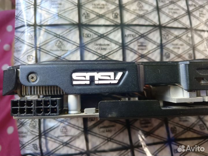 Видеокарта asus GeForce GTX 560 на 1GB 256 bit