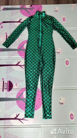Комбинезон под змею/ящерицу зеленый