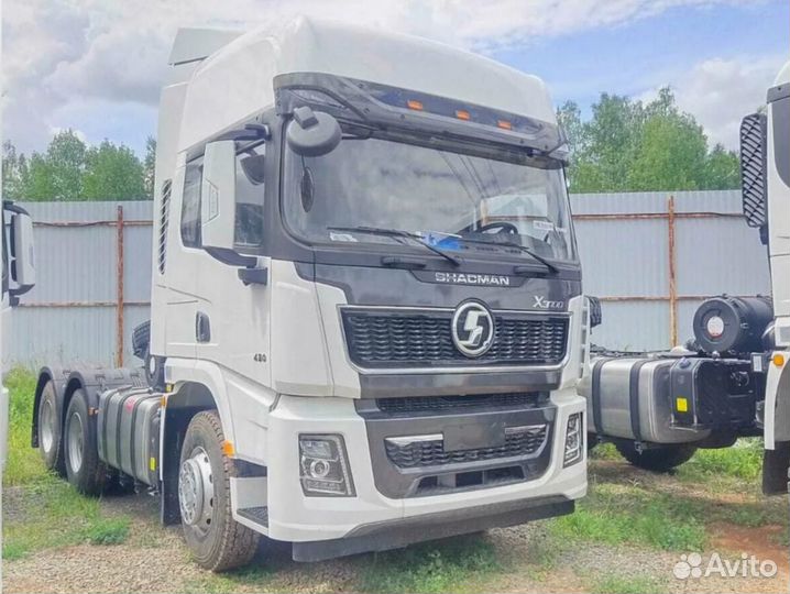 Shacman (Shaanxi) SX42584V324, 2023