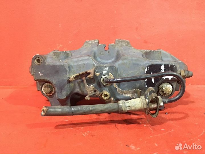 Суппорт задний правый Volkswagen Touareg 2 (Nf)