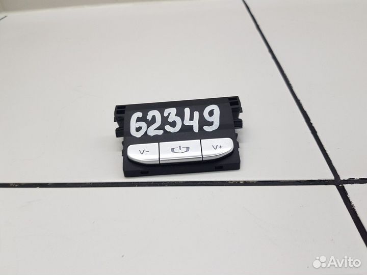 Блок кнопок управления медиацентром