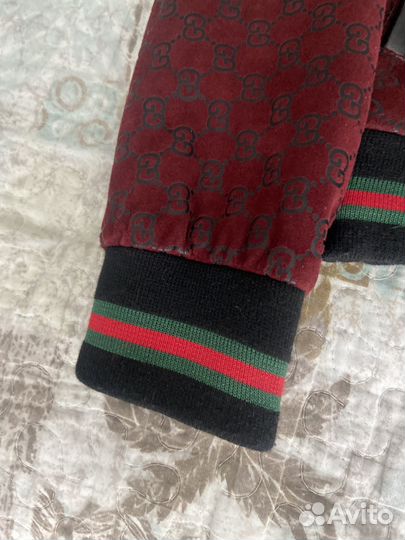 Продам кожаную мужскую куртку