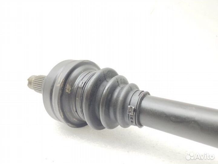 Полуось (привод) задний правый Bmw 6-Series E63