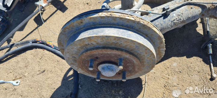 Балка задняя honda Mobilio