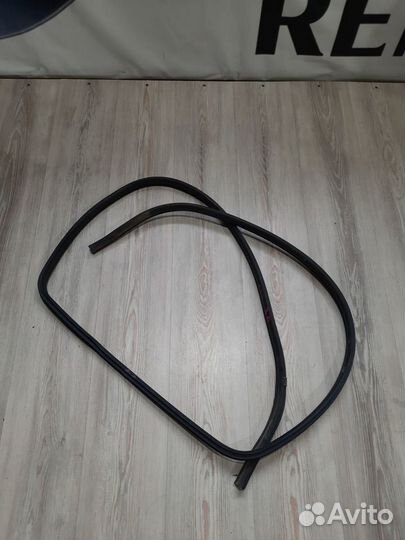 Уплотнитель зад проема двери Nissan X-trail T32