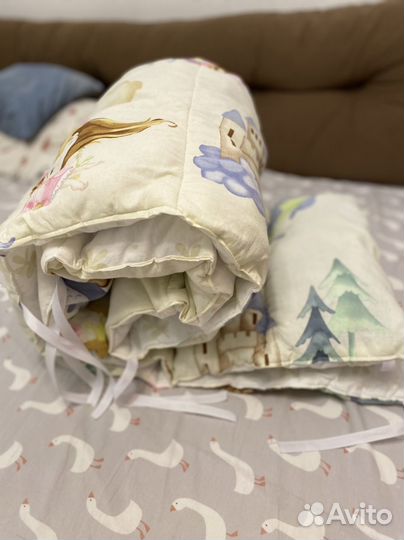 Бортики в детскую кроватку