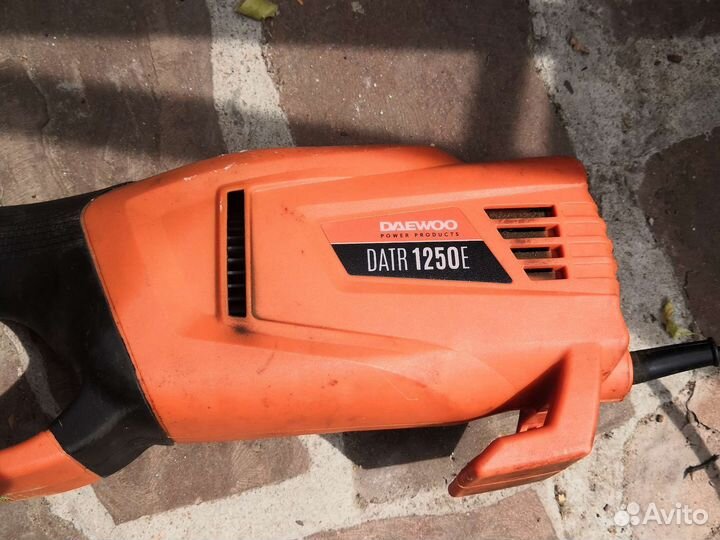 Триммер для травы электрический Daewoo datr 1250 E