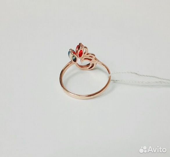 Золотое кольцо с камнем 17р