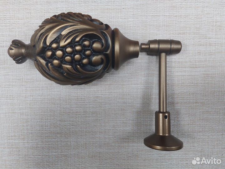 Держатель для подхвата штор. Держатель штор