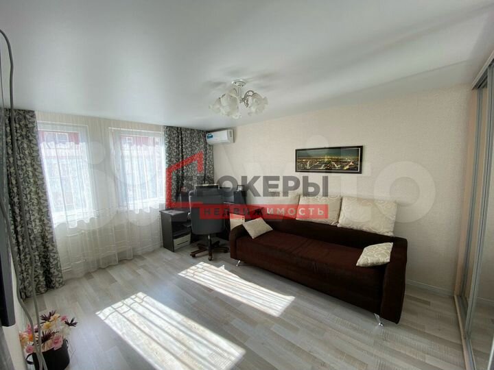 2-к. квартира, 65 м², 7/10 эт.