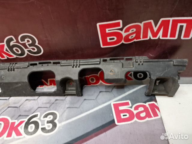 Кронштейн левый Mercedes-Benz GL M-Class