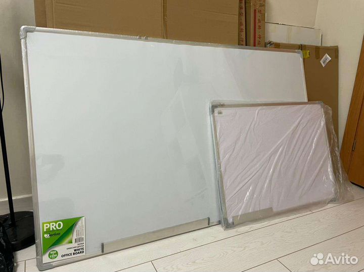 Доска магнитно маркерная и маркеры 2шт+губка