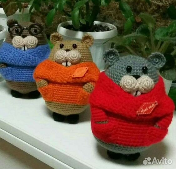 Вязаные хомячки