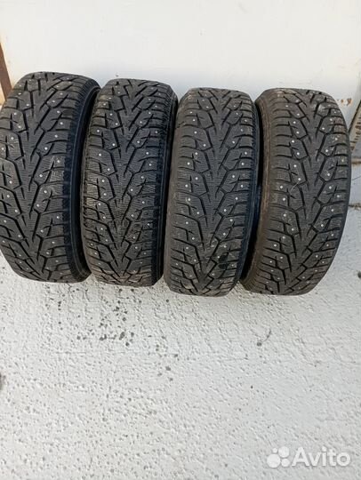 Yokohama Ice Guard Stud IG55 215/55 R17