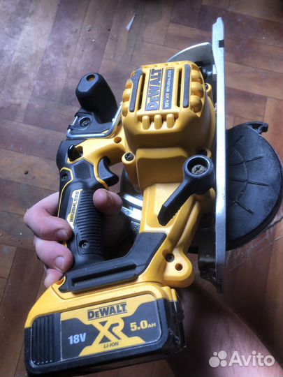 Дисковая пила dewalt