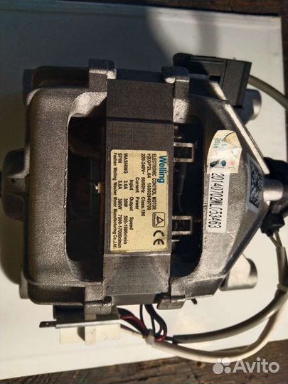 Двигататель стиральной машины сmа Indesit wsxе10