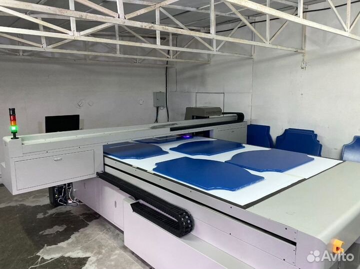 Планшетный уф-принтер. арт 3859