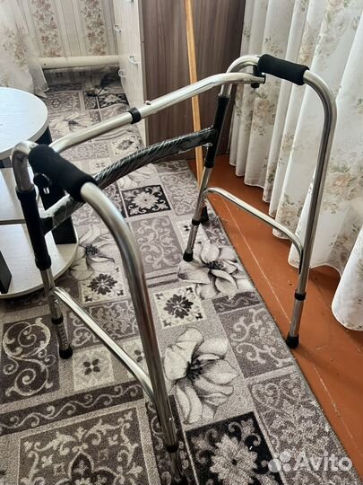 Ходунки для взрослых