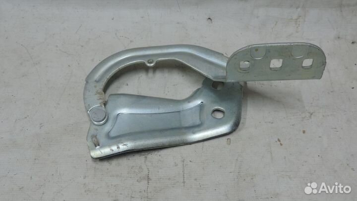 Петля капота правая Ford Focus 2012 - 2015