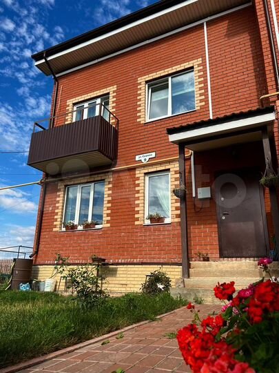 Таунхаус 98 м² на участке 3 сот.