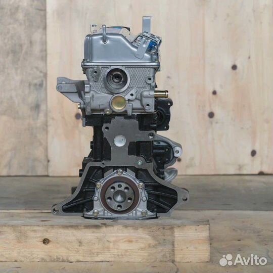 Двигатель 4G18 lancer новый