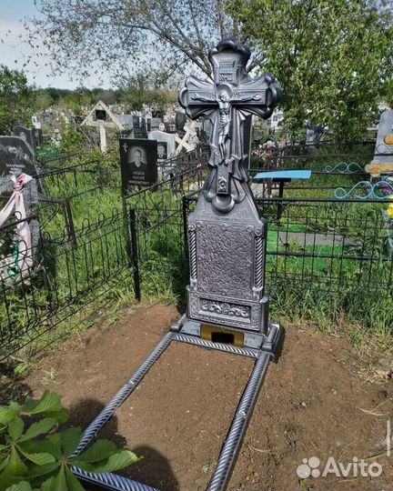 Крест на могилу