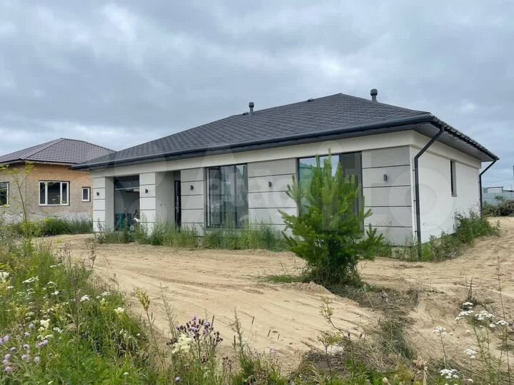 Дом 160 м² на участке 9,3 сот.