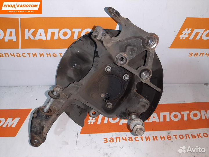 Кулак задний правый Ford Kuga 2 рест. 2017