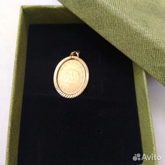 Золотая подвеска