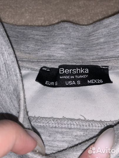 Укороченный свитшот bershka