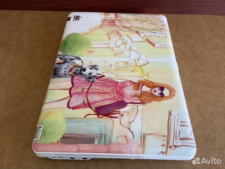 Нетбук для интернета и работы в хорошем состоянии