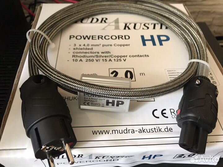Mudra Akustik HP 2.0m демо - сетевой кабель
