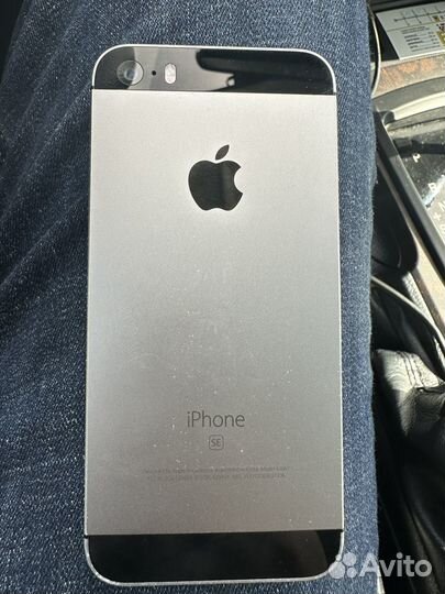 Телефон iPhone 5se