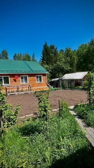 Дом 102 м² на участке 10 сот.