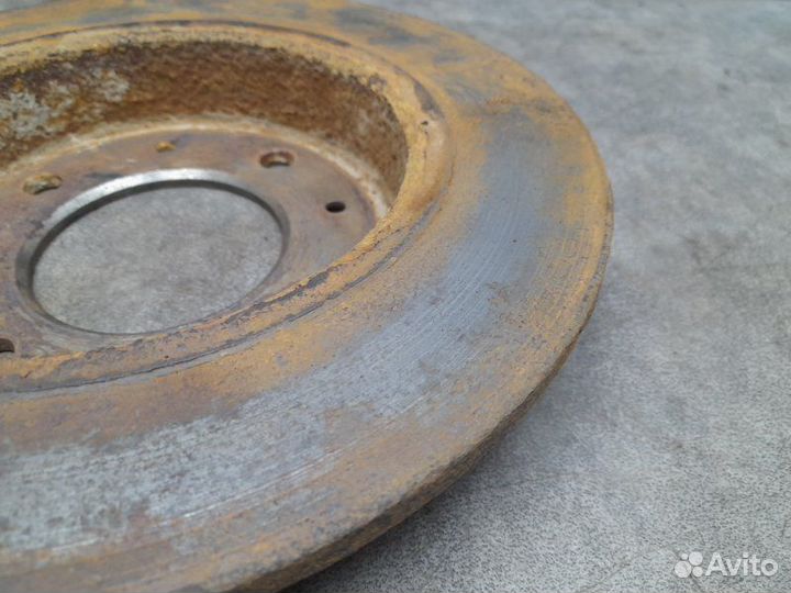 Диск тормозной задний Kia Cerato 1.6 G4FC 2006