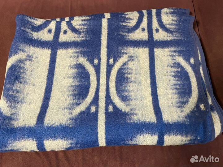 Одеяло шерстяное