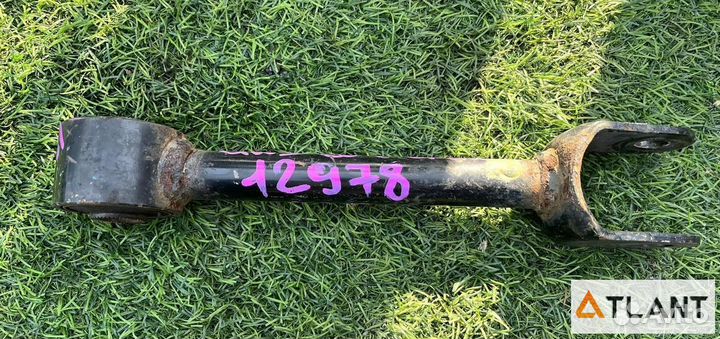 Рычаг задний правый toyota crown