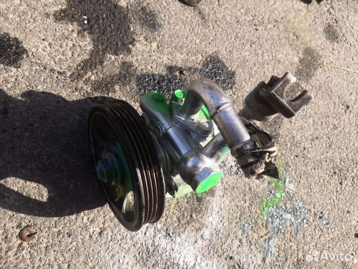 Насос гура Nissan teana j31