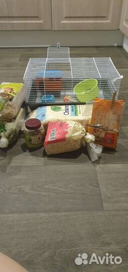 Клетка для грызунов/корм/опилки