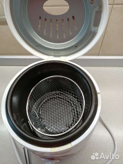 Фритюрница бу маленькая