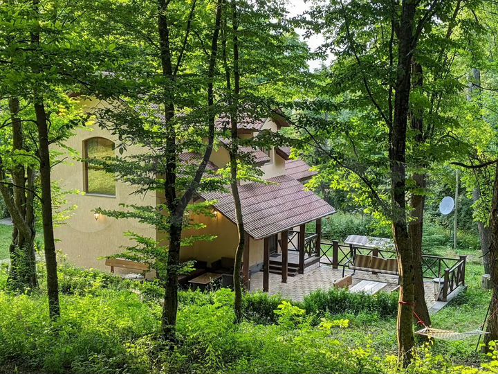 Дом 170 м² на участке 6 сот.