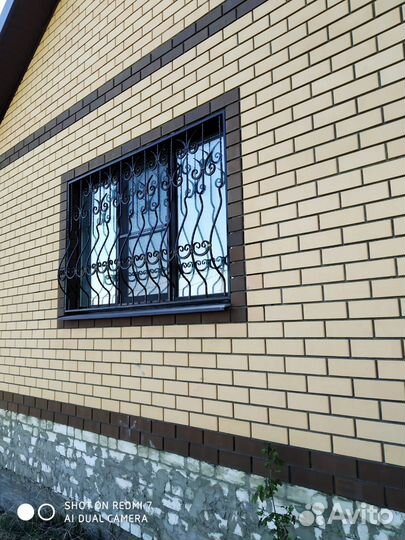Кованые решетки на окна с узорами 