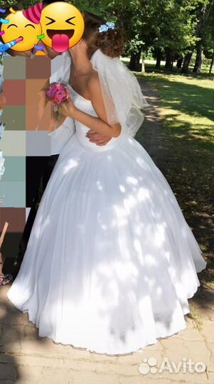 Свадебное платье 44 46 бу
