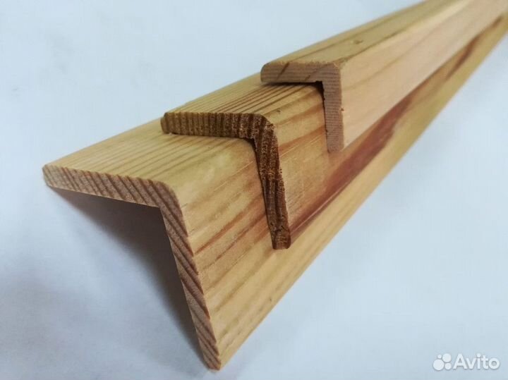Уголок Сосна сращеный 20*20